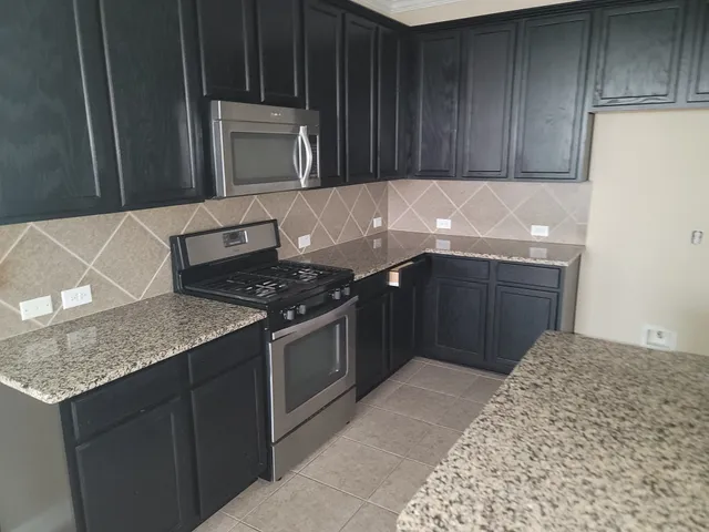 $2,400 | 17223 Pecos Park Lane, Humble, TX 77346