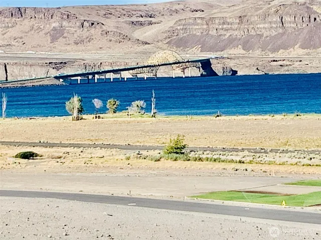 $225,000 | 630 Vantage Bay Loop, Unit 98950, Ellensburg, WA 98950