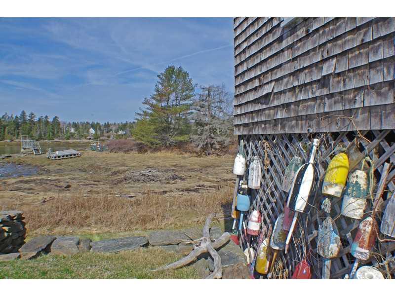 407 Long Point Road Harpswell, ME 04079 - Photo 23 of 35 View.