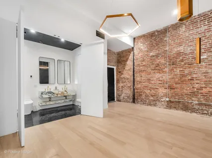 $399,999 | 1803 West Huron Street, Unit 1, Chicago, IL 60622