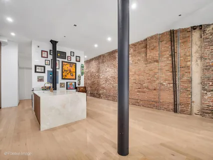 $399,999 | 1803 West Huron Street, Unit 1, Chicago, IL 60622