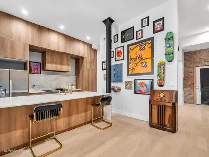 $399,999 | 1803 West Huron Street, Unit 1, Chicago, IL 60622