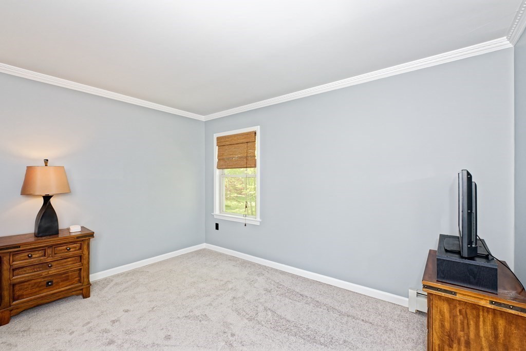 5 Hall Road Webster, MA 01570 - Photo 18 of 31 Gallery Image 18