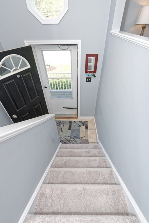 5 Hall Road Webster, MA 01570 - Photo 2 of 31 Gallery Image 2
