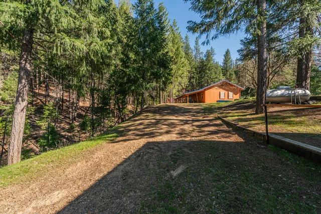 $400,000 | 8341 East Side Road, Trinity Center, CA 96091