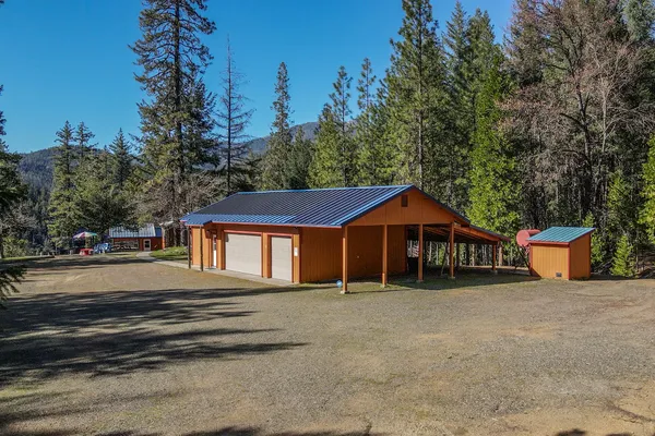 $400,000 | 8341 East Side Road, Trinity Center, CA 96091