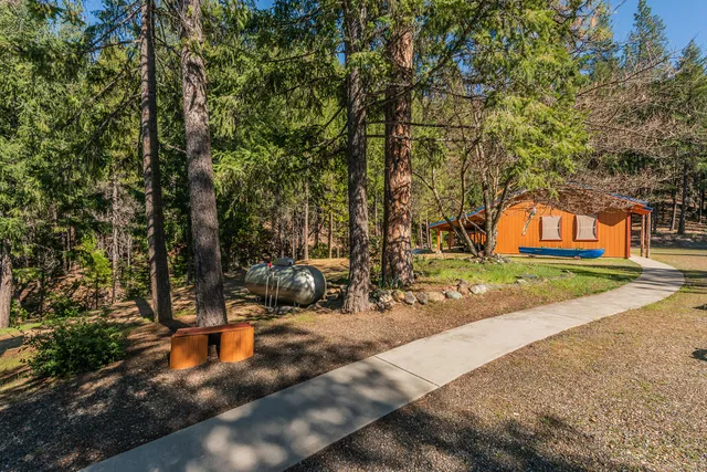 $400,000 | 8341 East Side Road, Trinity Center, CA 96091