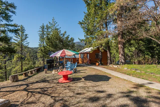 $400,000 | 8341 East Side Road, Trinity Center, CA 96091