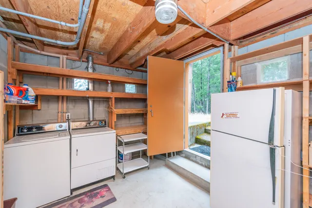 $400,000 | 8341 East Side Road, Trinity Center, CA 96091