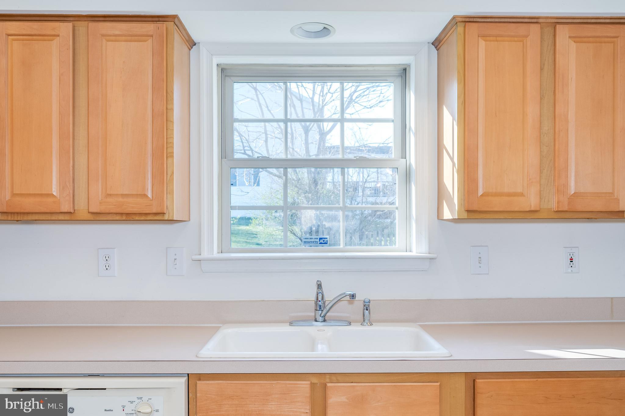 72 Mercer Lane Falling Waters, WV 25419 - Photo 15 of 45 Ki