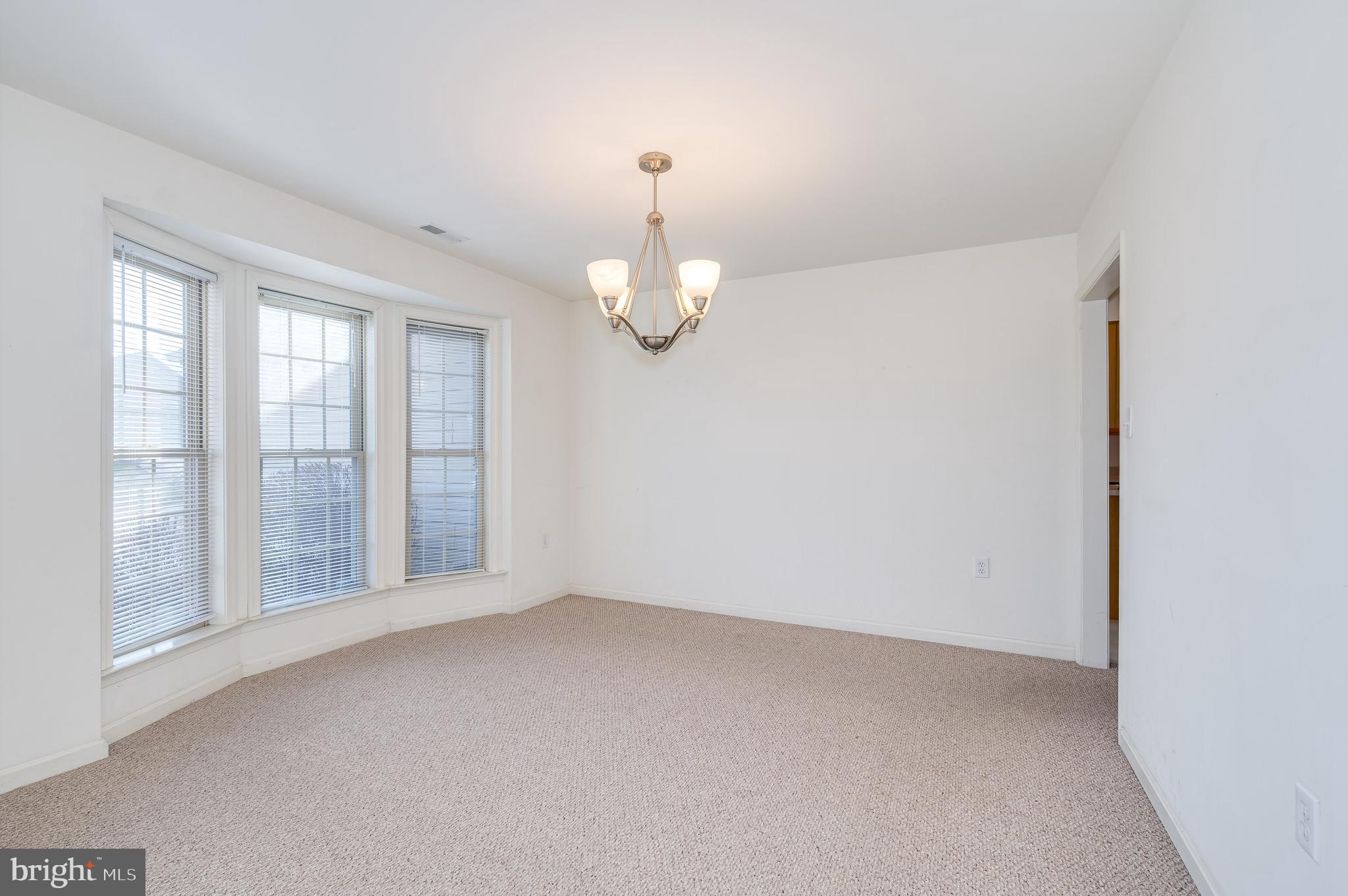 72 Mercer Lane Falling Waters, WV 25419 - Photo 7 of 45