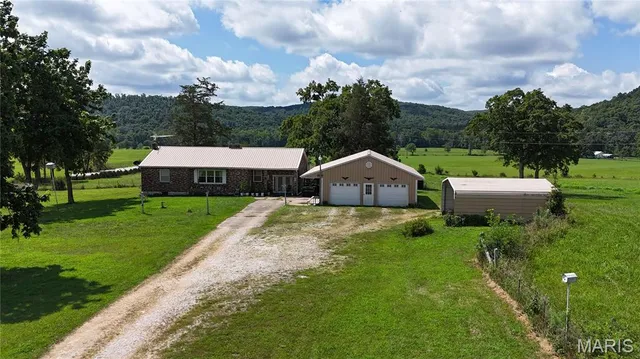$725,000 | 9111 Highway E Fredericktown Mo 63621, Arcadia, MO 63621