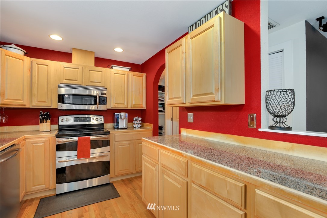 14 224th Street Southwest Bothell, WA 98021 - Photo 6 of 25