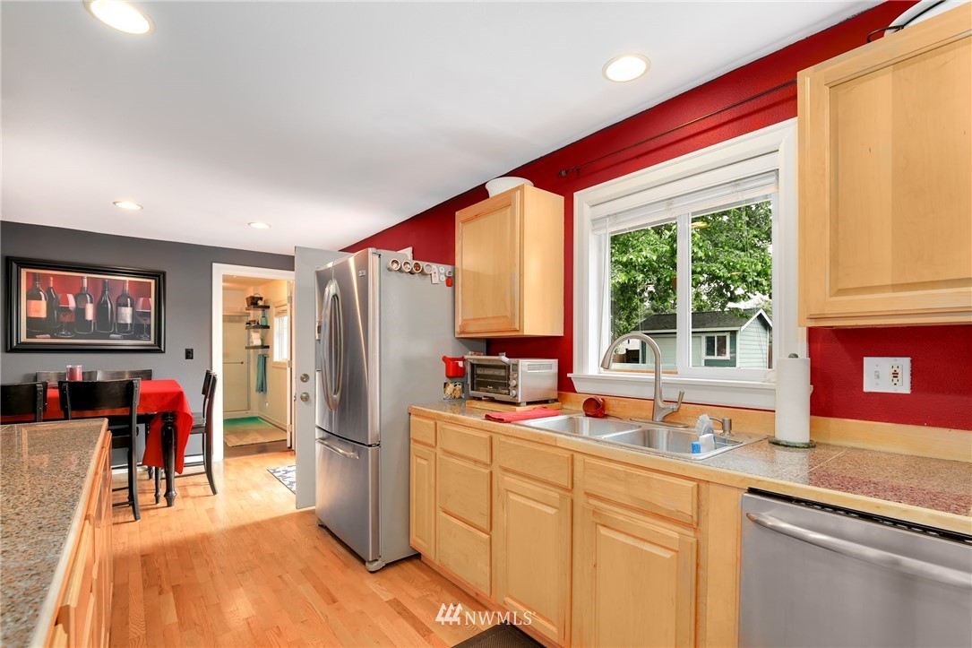 14 224th Street Southwest Bothell, WA 98021 - Photo 8 of 25