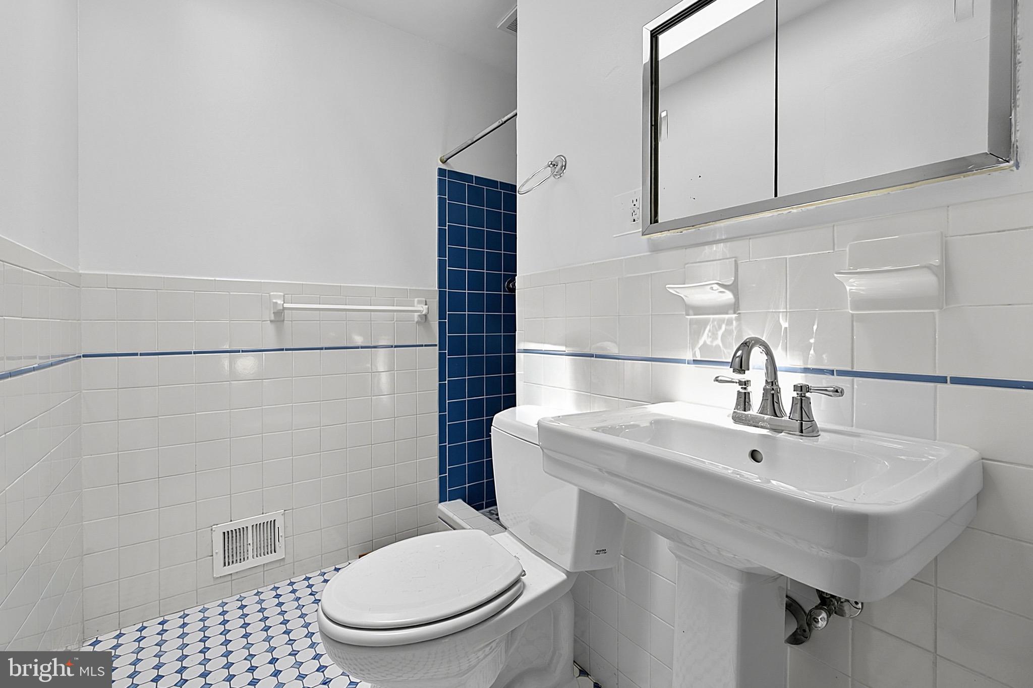 7710 Elba Road Alexandria, VA 22306 - Photo 28 of 50