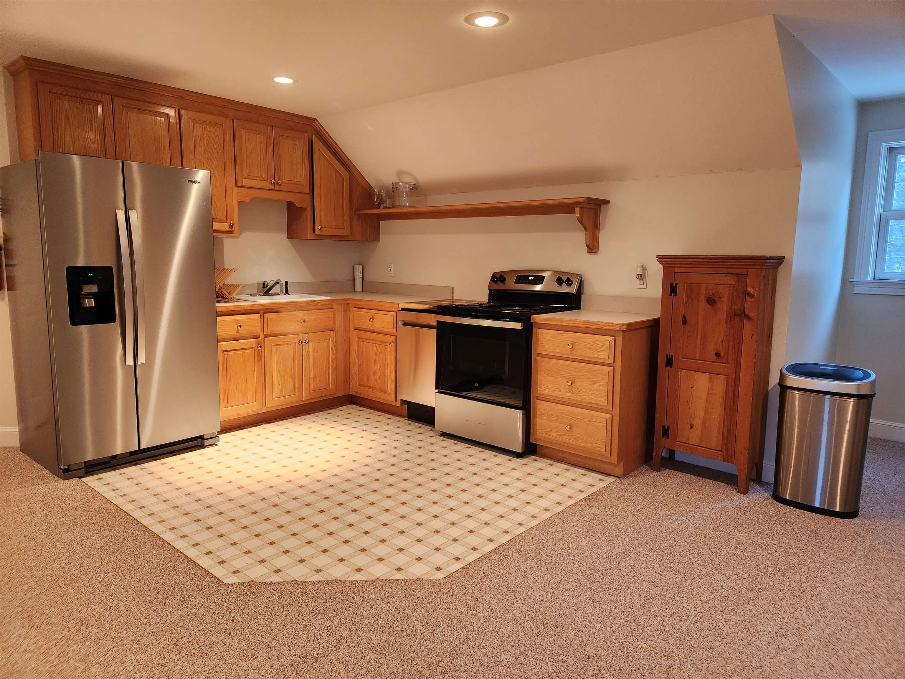 6 B Lancaster Road Windham, NH 03087 - Photo 12 of 14