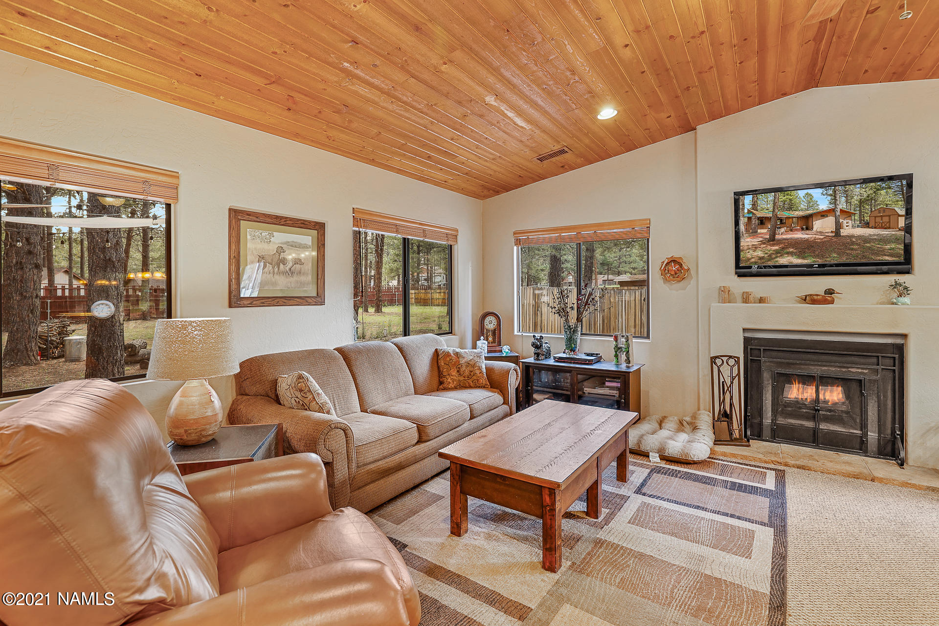 1678 North Spring Valley Road Parks, AZ 86018 - Photo 6 of 20 Living Room Area