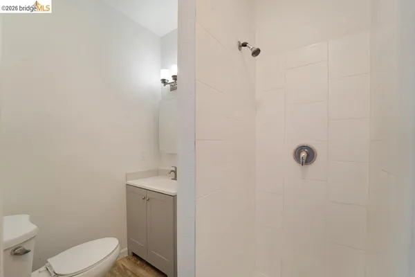 $3,499 | 203 Bissell Avenue, Unit 4, Richmond, CA 94801