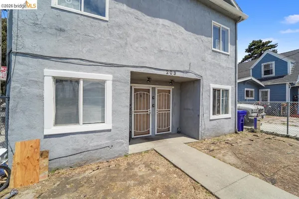 $3,499 | 203 Bissell Avenue, Unit 4, Richmond, CA 94801
