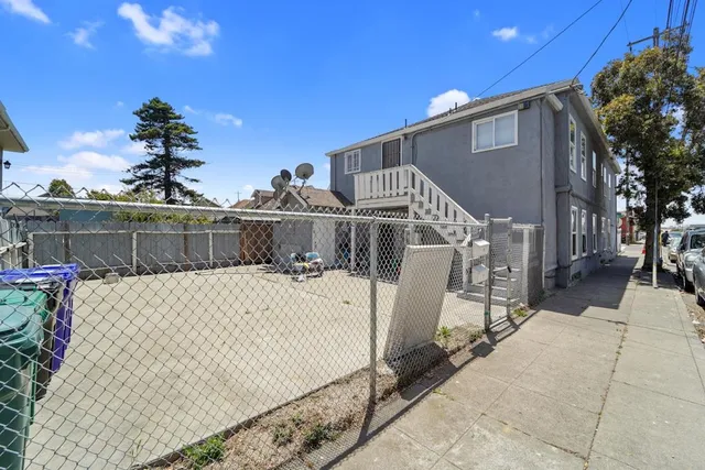 $3,750 | 203 Bissell Avenue, Unit 4, Richmond, CA 94801