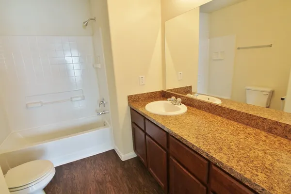 $1,795 | 8914 Santo Domingo, Houston, TX 77017