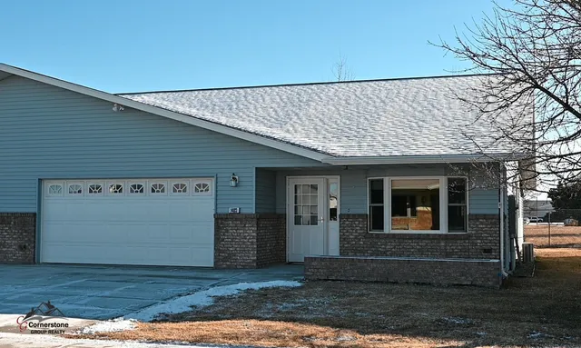 $275,000 | 1403 Pioneer Avenue, Riverton, WY 82501