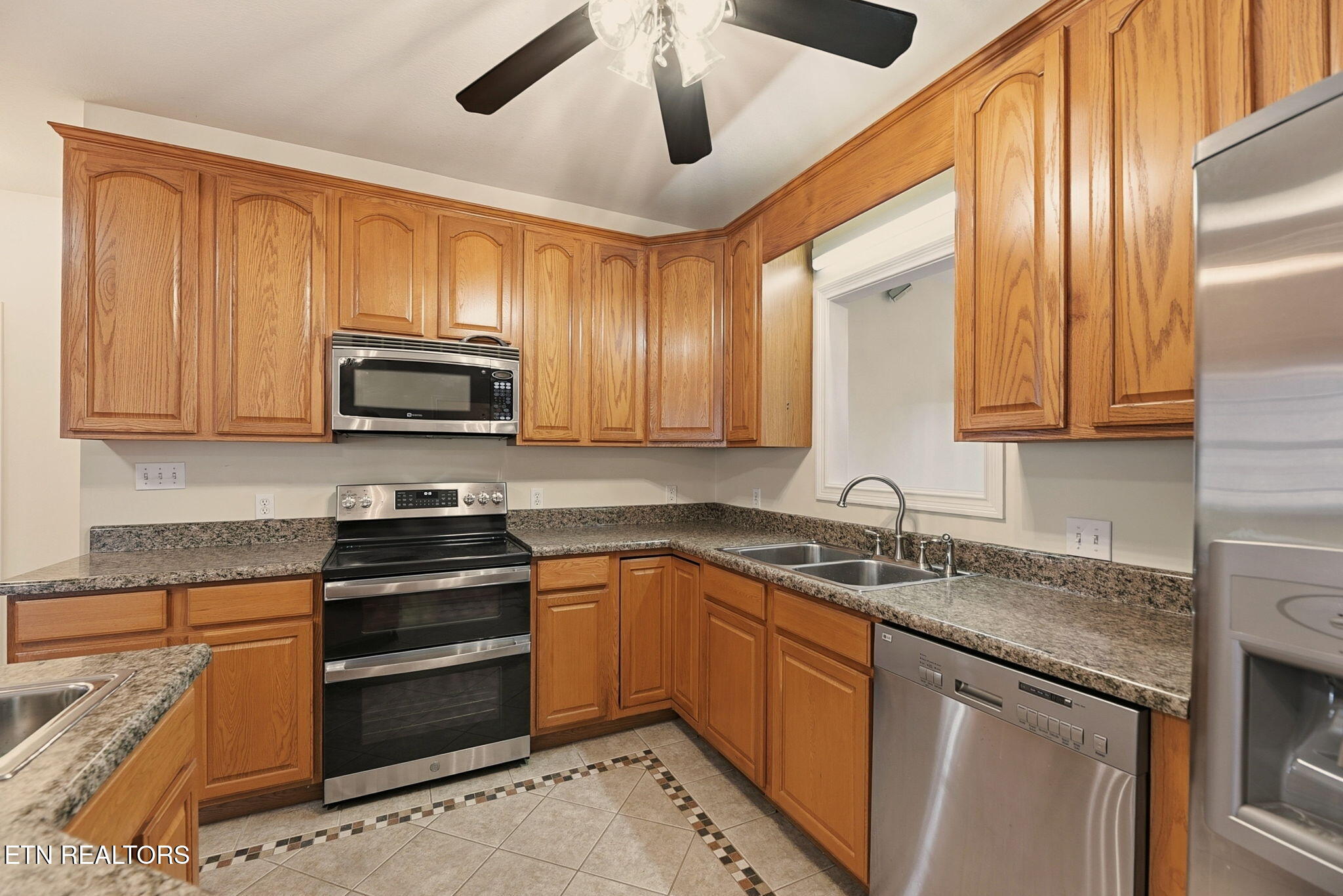 321 West Bullrun Valley Drive Heiskell, TN 37754 - Photo 11 of 58 11-web-or-mls-BllrnVlly321 (20)