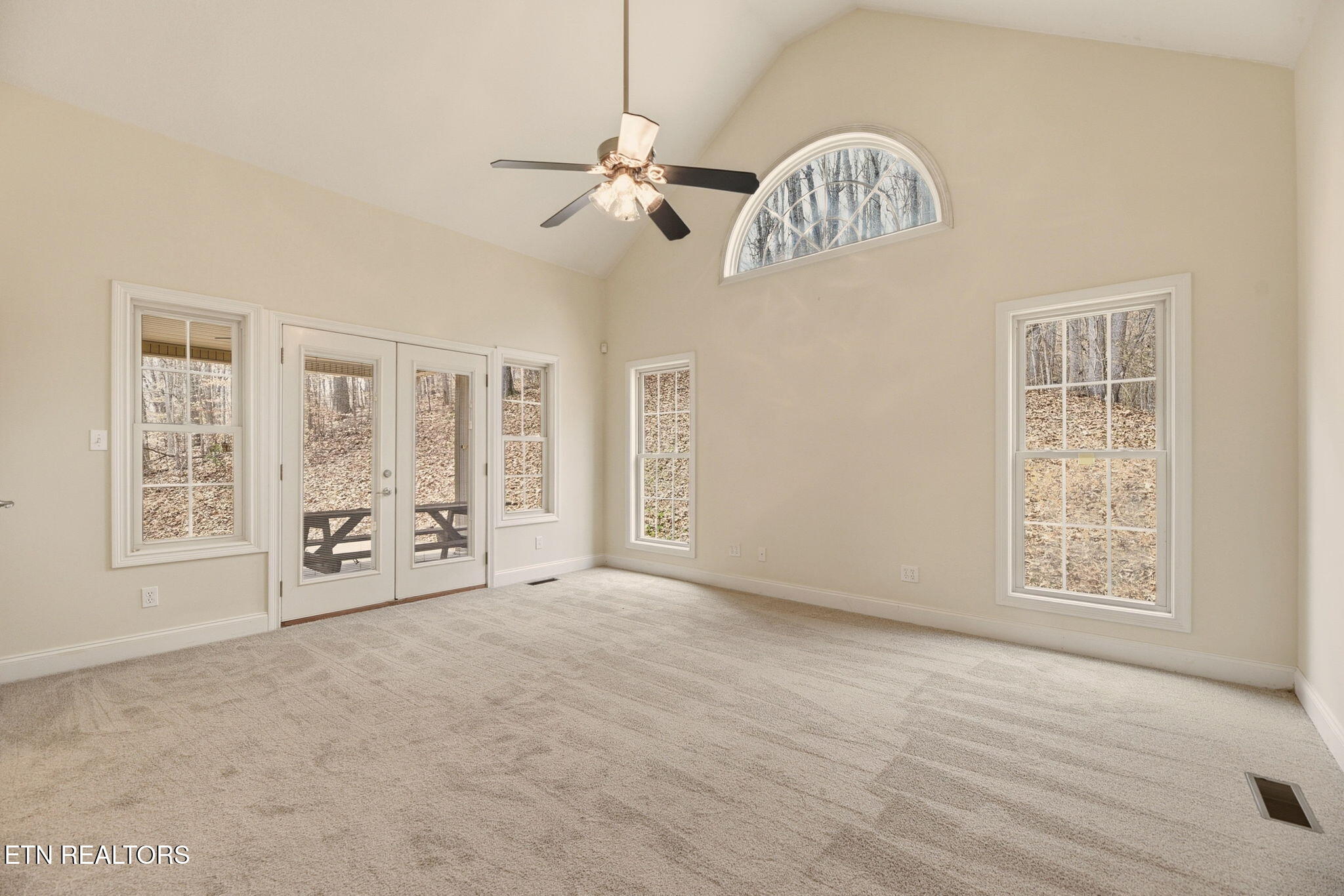 321 West Bullrun Valley Drive Heiskell, TN 37754 - Photo 16 of 58 16-web-or-mls-BllrnVlly321 (10)