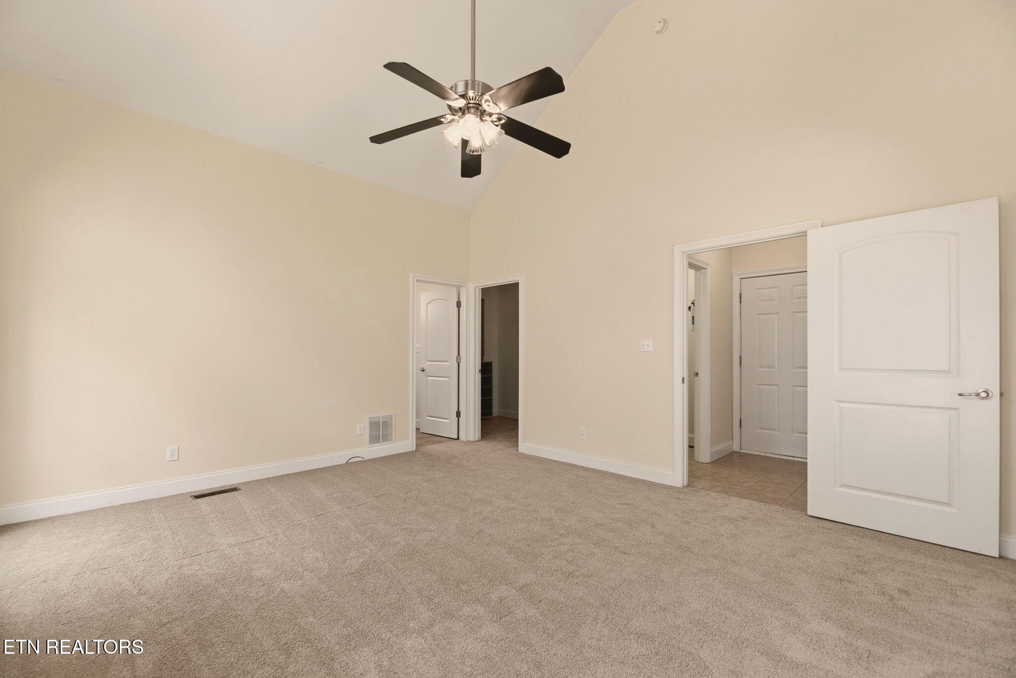 321 West Bullrun Valley Drive Heiskell, TN 37754 - Photo 17 of 58 17-web-or-mls-BllrnVlly321 (11)