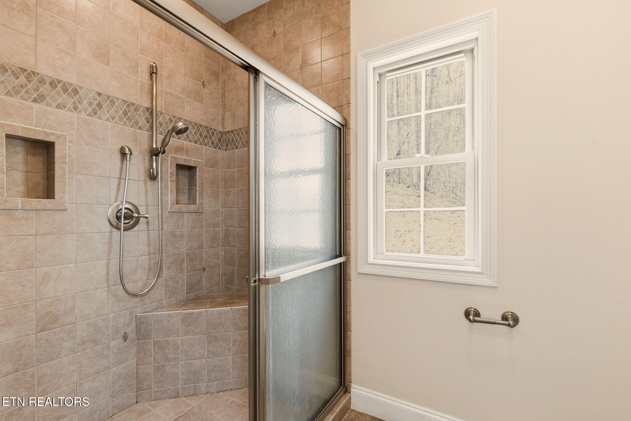 321 West Bullrun Valley Drive Heiskell, TN 37754 - Photo 19 of 58 19-web-or-mls-BllrnVlly321 (13)