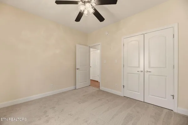 $699,900 | 321 West Bullrun Valley Drive, Heiskell, TN 37754