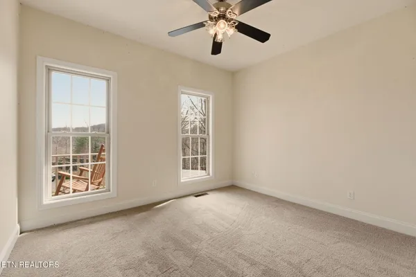 $699,900 | 321 West Bullrun Valley Drive, Heiskell, TN 37754