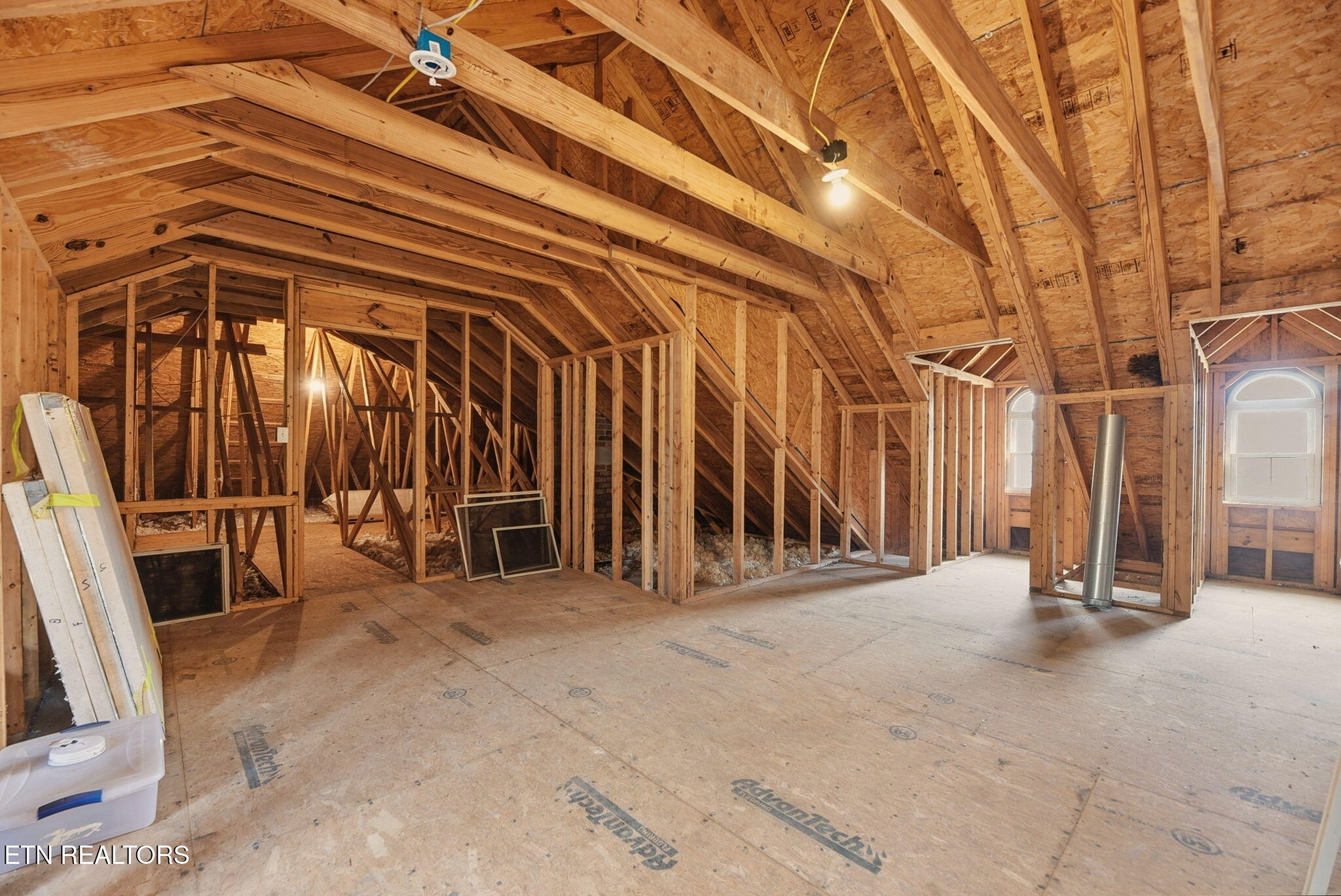 321 West Bullrun Valley Drive Heiskell, TN 37754 - Photo 29 of 58 29-web-or-mls-BllrnVlly321 (30)