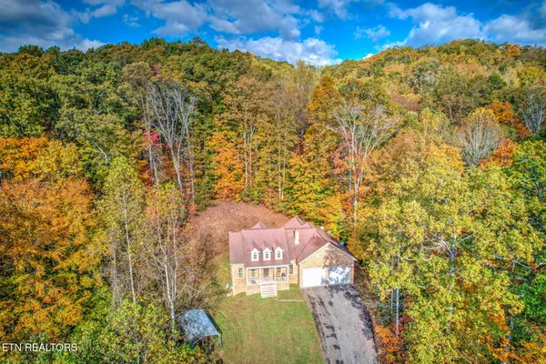 $699,900 | 321 West Bullrun Valley Drive, Heiskell, TN 37754