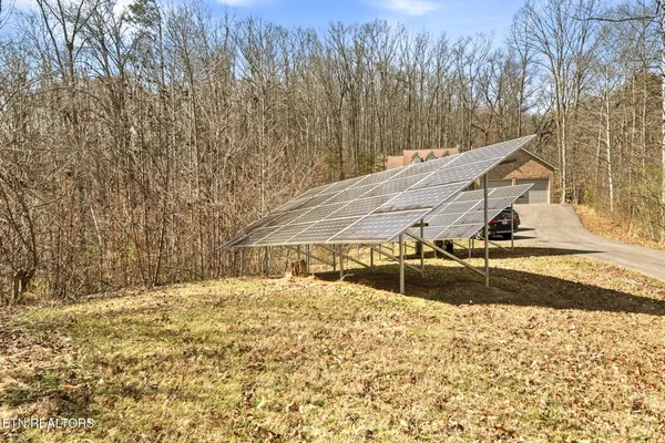 $699,900 | 321 West Bullrun Valley Drive, Heiskell, TN 37754