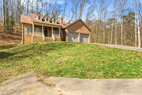 $699,900 | 321 West Bullrun Valley Drive, Heiskell, TN 37754