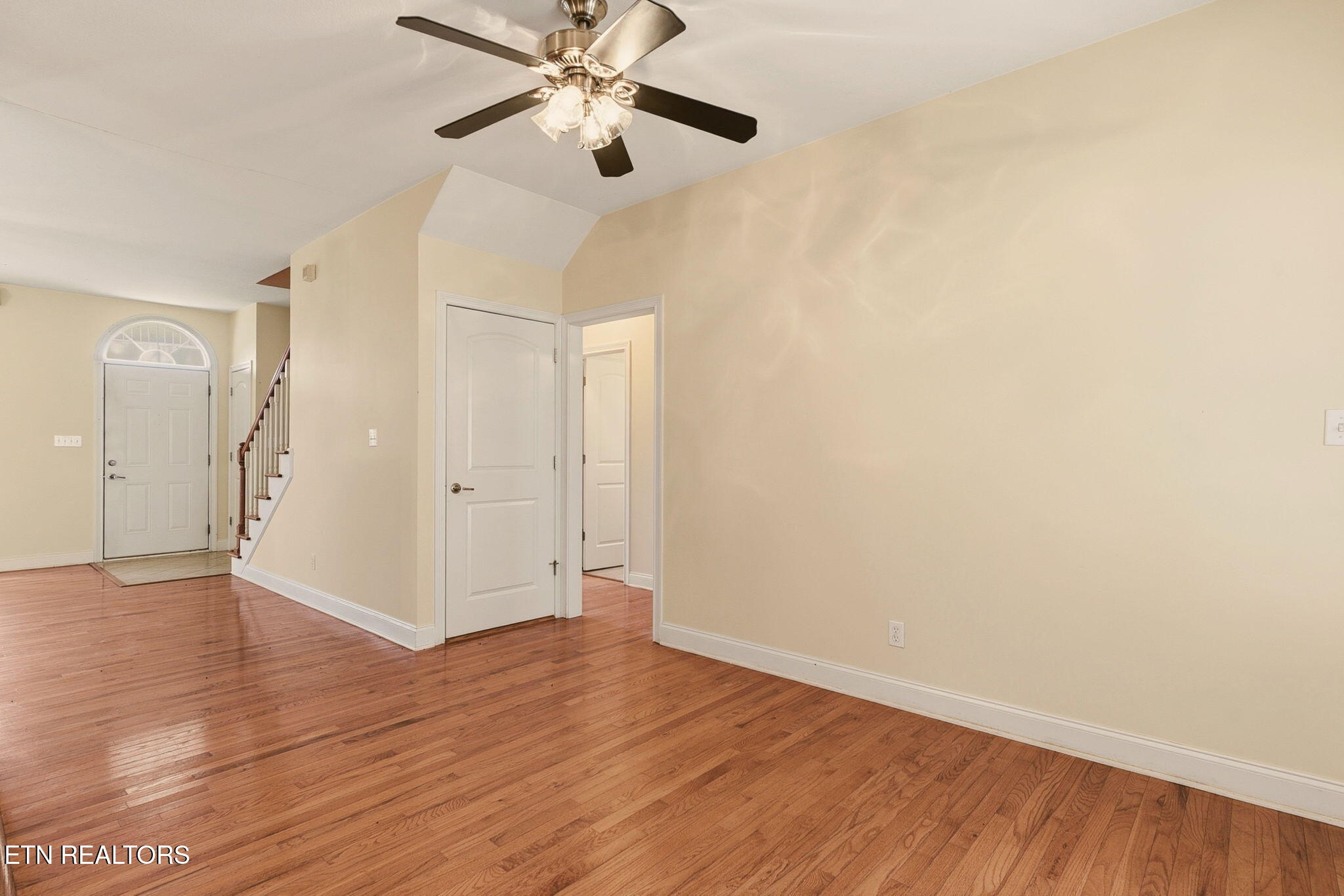 321 West Bullrun Valley Drive Heiskell, TN 37754 - Photo 10 of 58 10-web-or-mls-BllrnVlly321 (23)