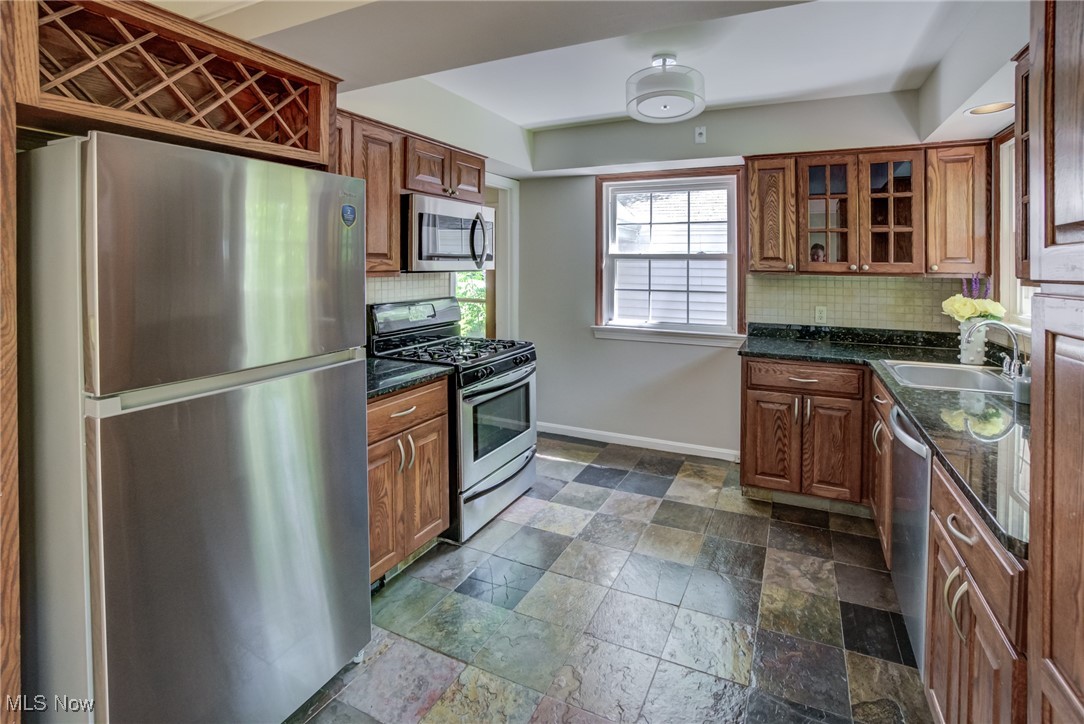 113 Laurel Road Chagrin Falls, OH 44022 - Photo 11 of 44 Gallery Image 11