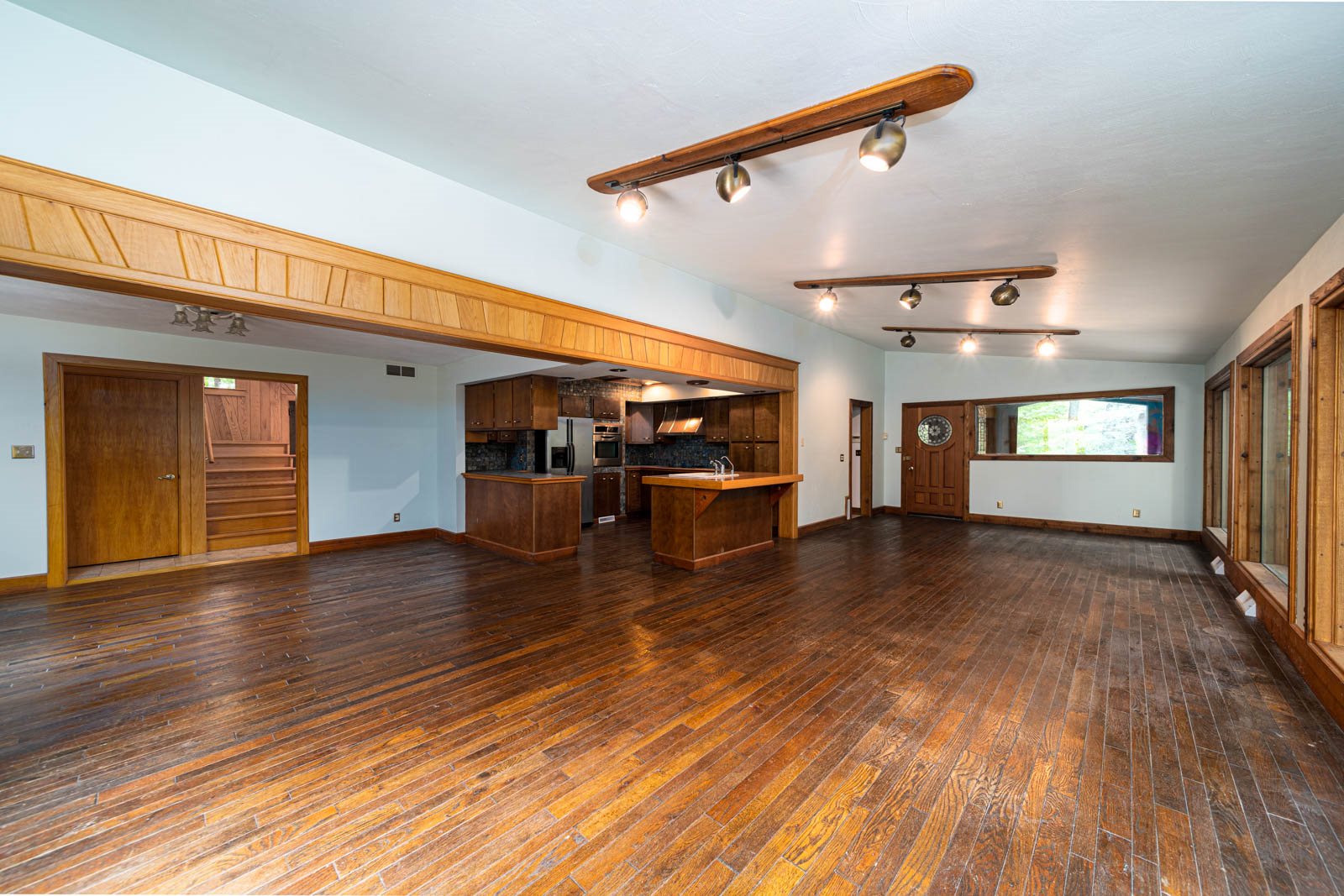 21340 Kern Road South Bend, IN 46614 - Photo 2 of 36 Gallery Image 2