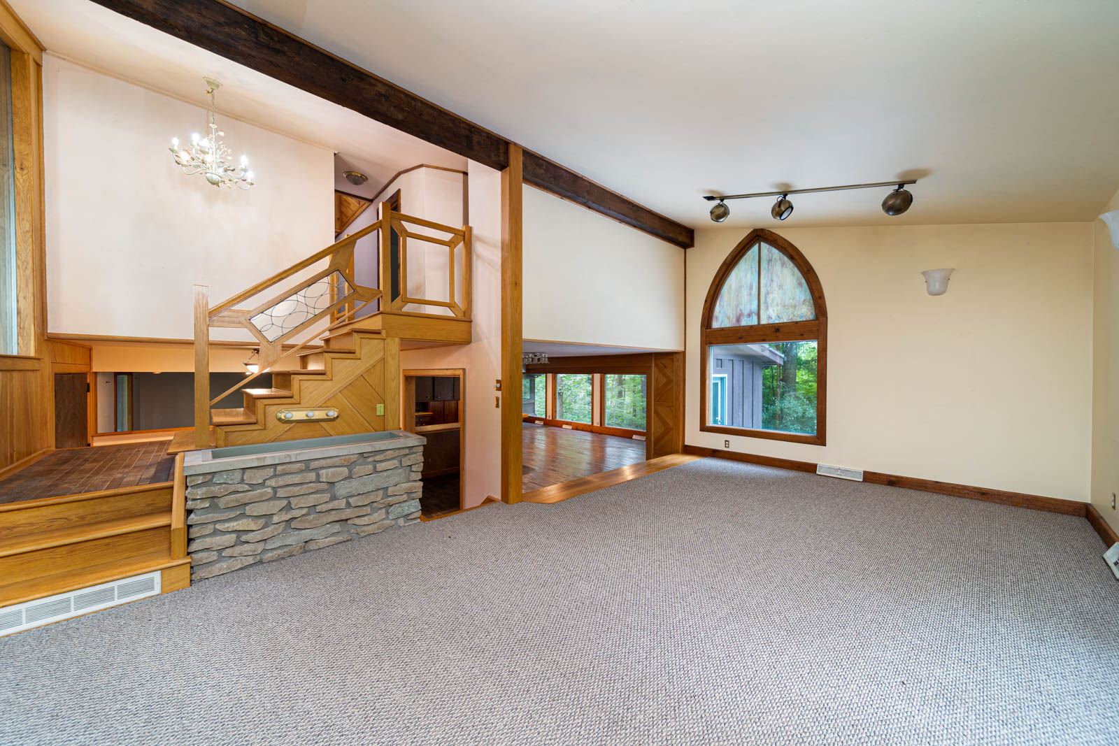 21340 Kern Road South Bend, IN 46614 - Photo 4 of 36 Gallery Image 4
