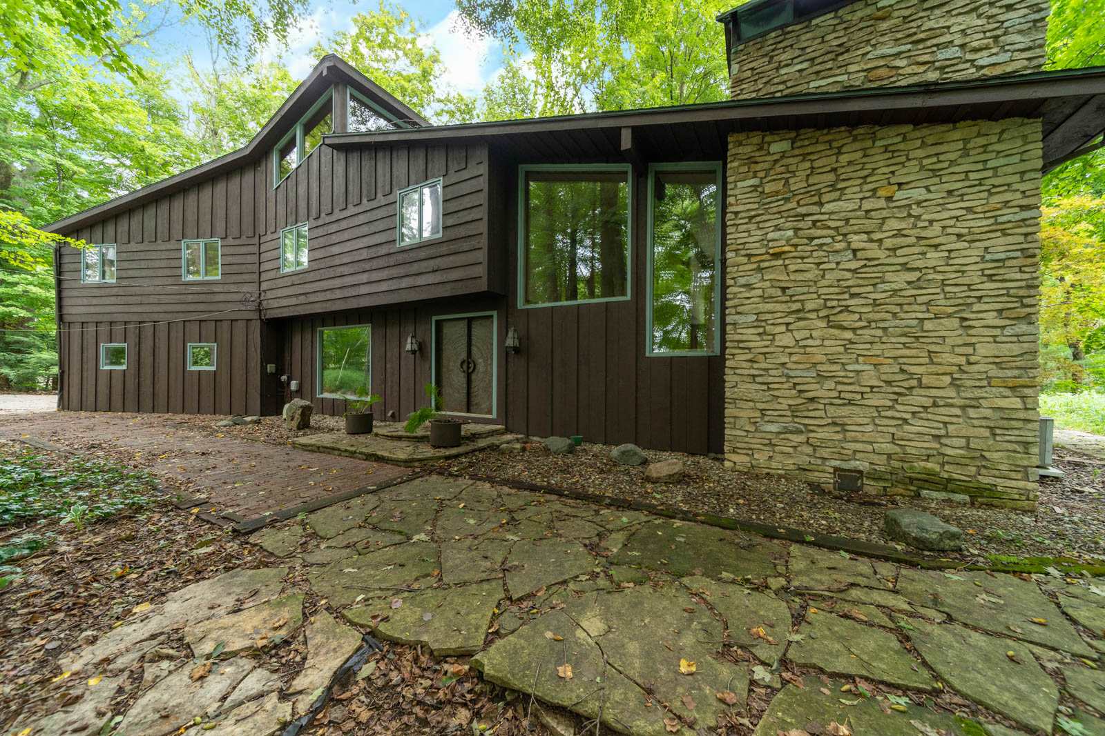 21340 Kern Road South Bend, IN 46614 - Photo 9 of 36 Gallery Image 9