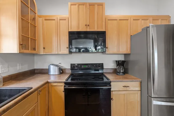 $600,000 | 170 Tow Loop, Tow, TX 78672