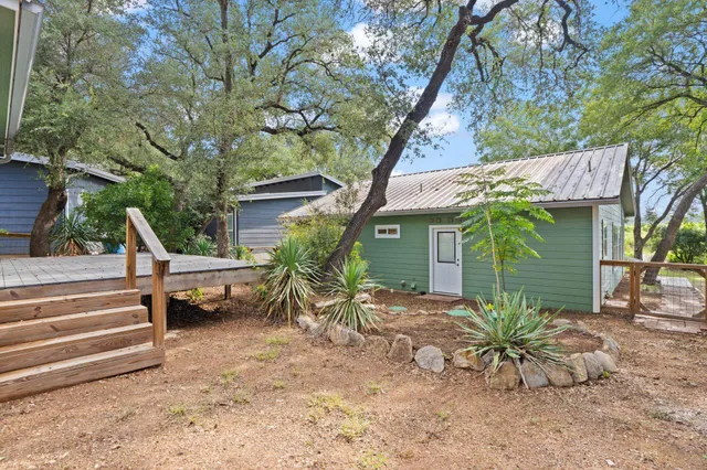 $600,000 | 170 Tow Loop, Tow, TX 78672