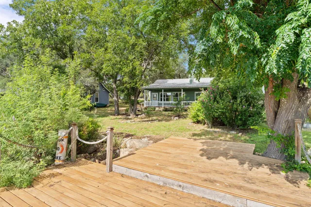 $600,000 | 170 Tow Loop, Tow, TX 78672