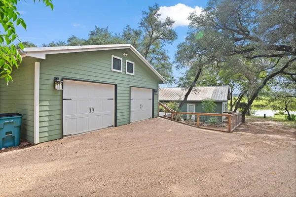 $600,000 | 170 Tow Loop, Tow, TX 78672
