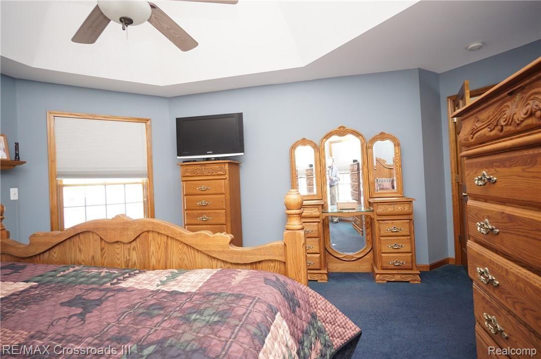 41860 Willow Road New Boston, MI 48164 - Photo 31 of 68 Master bed 3