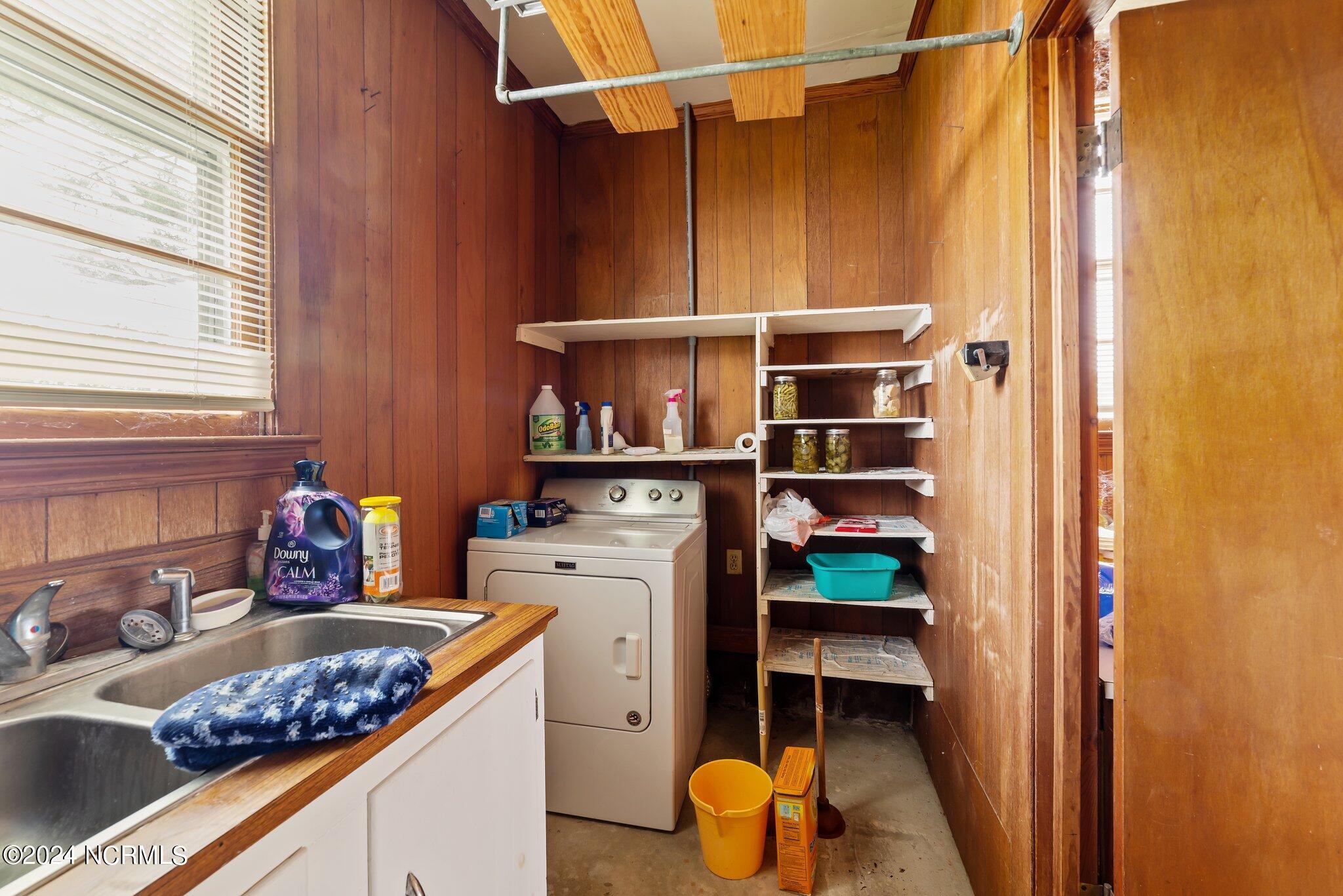 2835 Fire Dept Road Williamston, NC 27892 - Photo 27 of 34 38-web-or-mls-DSC_1453