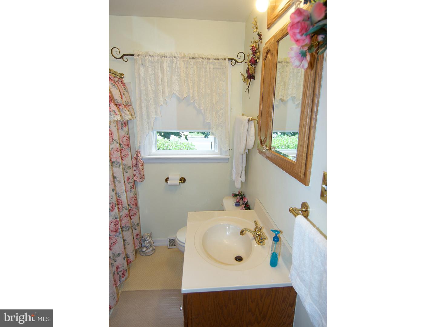 407 Old Fritztown Road Reading, PA 19607 - Photo 16 of 25