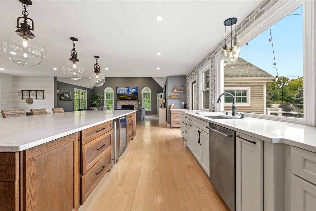 65 Rhodes Street Plainville, MA 02762 - Photo 4 of 42 Gallery Image 4