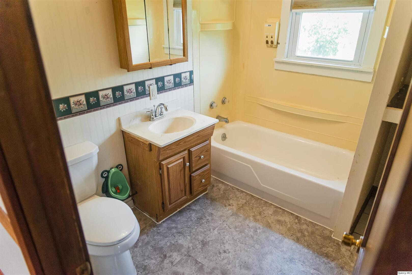 3321 State Street Quincy, IL 62301 - Photo 21 of 30 Gallery Image 21
